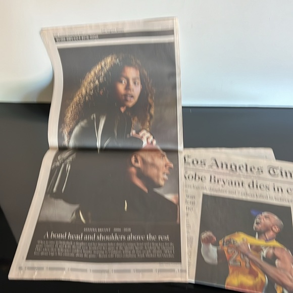 KOBE BRYANT LOS ANGELES TIMES COLLECTIBLE NEWSPAPER - Picture 3 of 5
